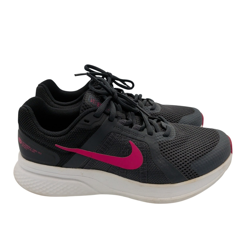 Nike Run Swift 2 Womens 10 Wide Running Shoes Grey Fireberry CV0568-011